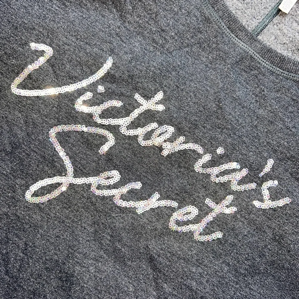 Victoria's Secret Gray with Sequin Graphic Crew Neck Pull Over Sweater- L - Picture 4 of 13